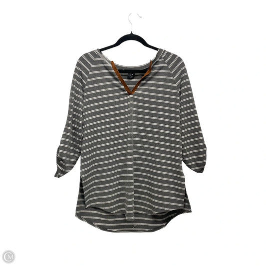 Top 3/4 Sleeve By Clothes Mentor In Striped Pattern, Size: M