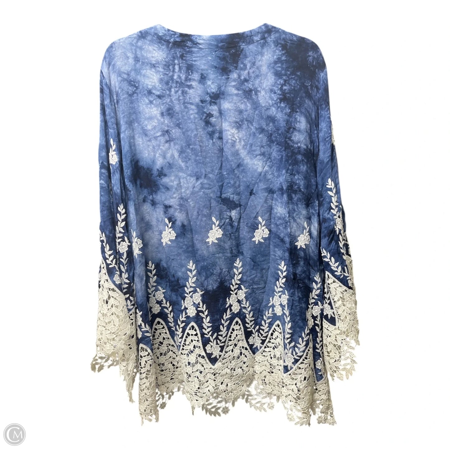 Top 3/4 Sleeve By the pyramid collectin - In Blue & White, Size: Xl