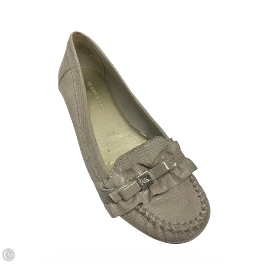Shoes Flats By Anne Klein In Tan, Size: 5.5