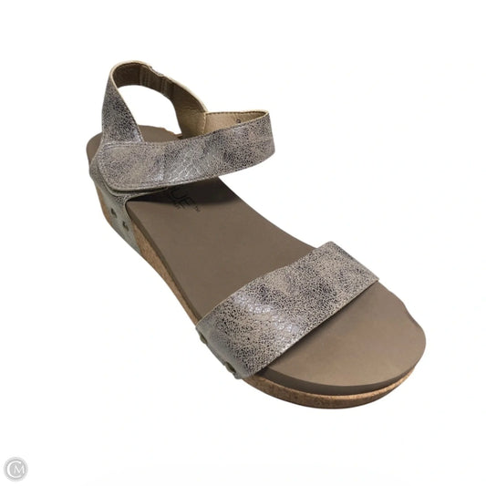Sandals Heels Wedge By Corkys In Brown & Silver, Size: 9