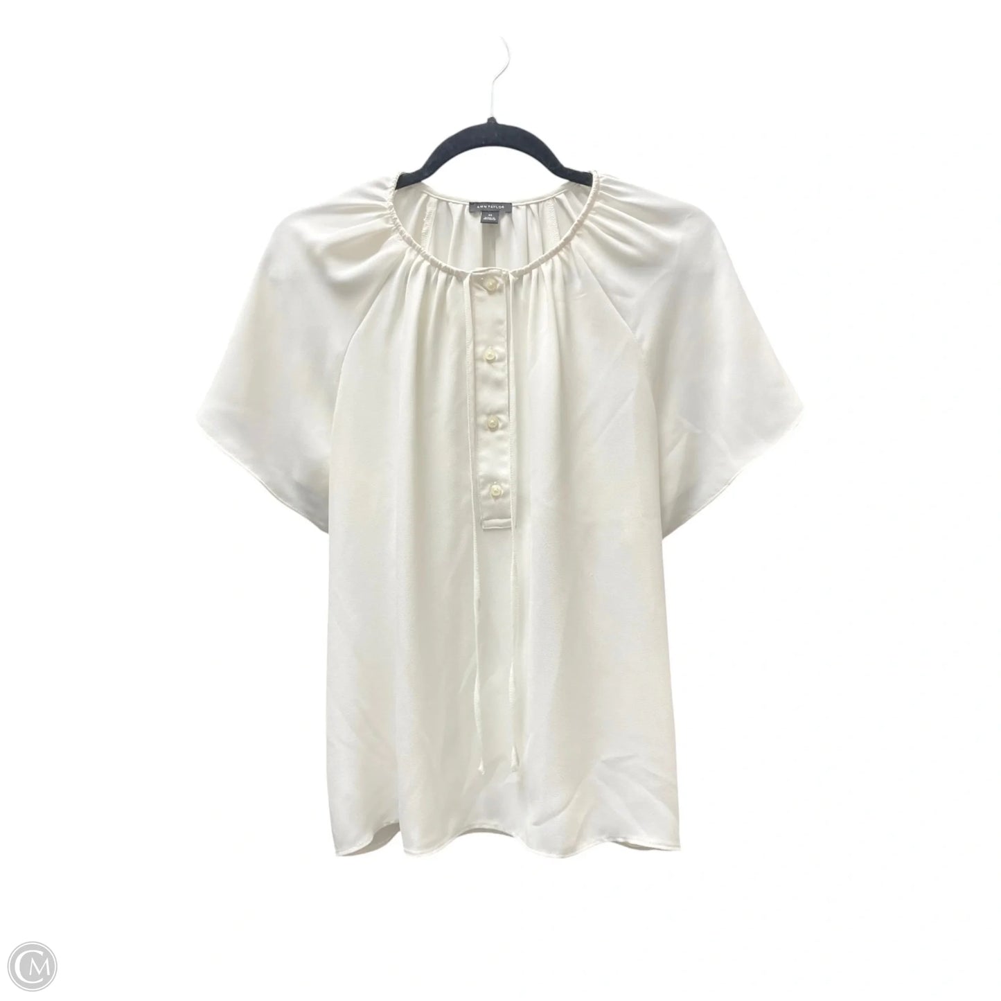 Blouse Short Sleeve By Ann Taylor In Ivory, Size: Xs