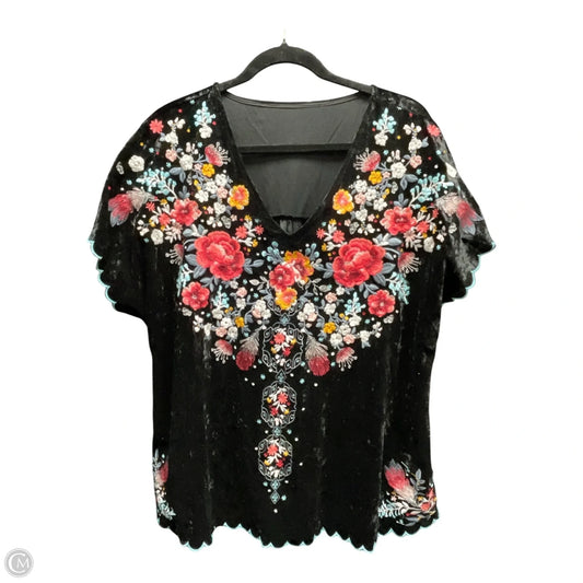 Top Short Sleeve By Clothes Mentor In Black, Size: Xl