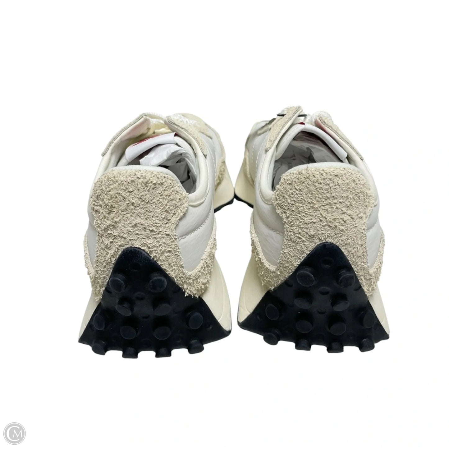 Shoes Sneakers By New Balance In Cream, Size: 10
