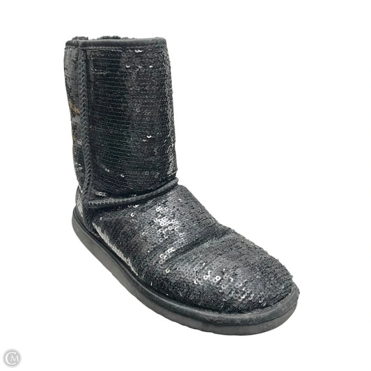 Boots Designer By Ugg In Black, Size: 9