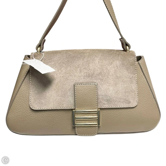 Handbag By Clothes Mentor, Size: Medium