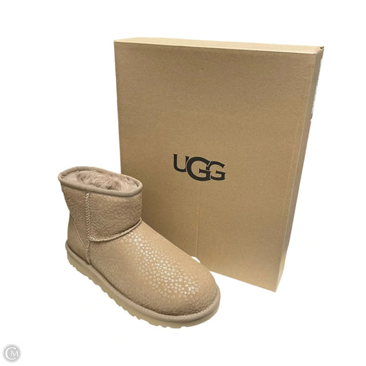 Boots Designer By Ugg In Brown, Size: 7