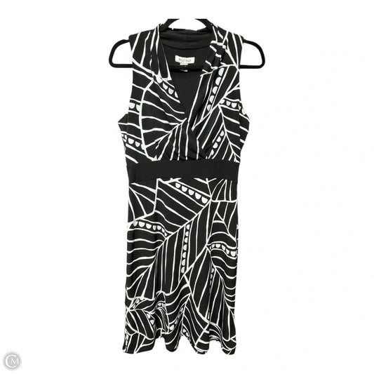 Dress Casual Short By White House Black Market In Black & White, Size: S