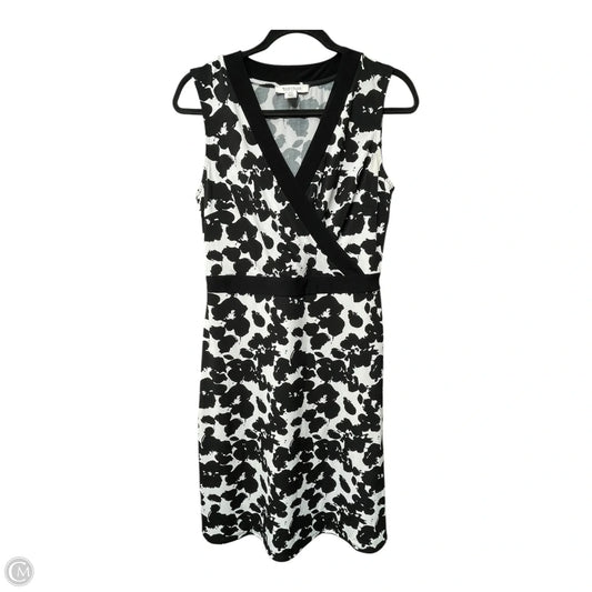 Dress Casual Short By White House Black Market In Black & White, Size: S
