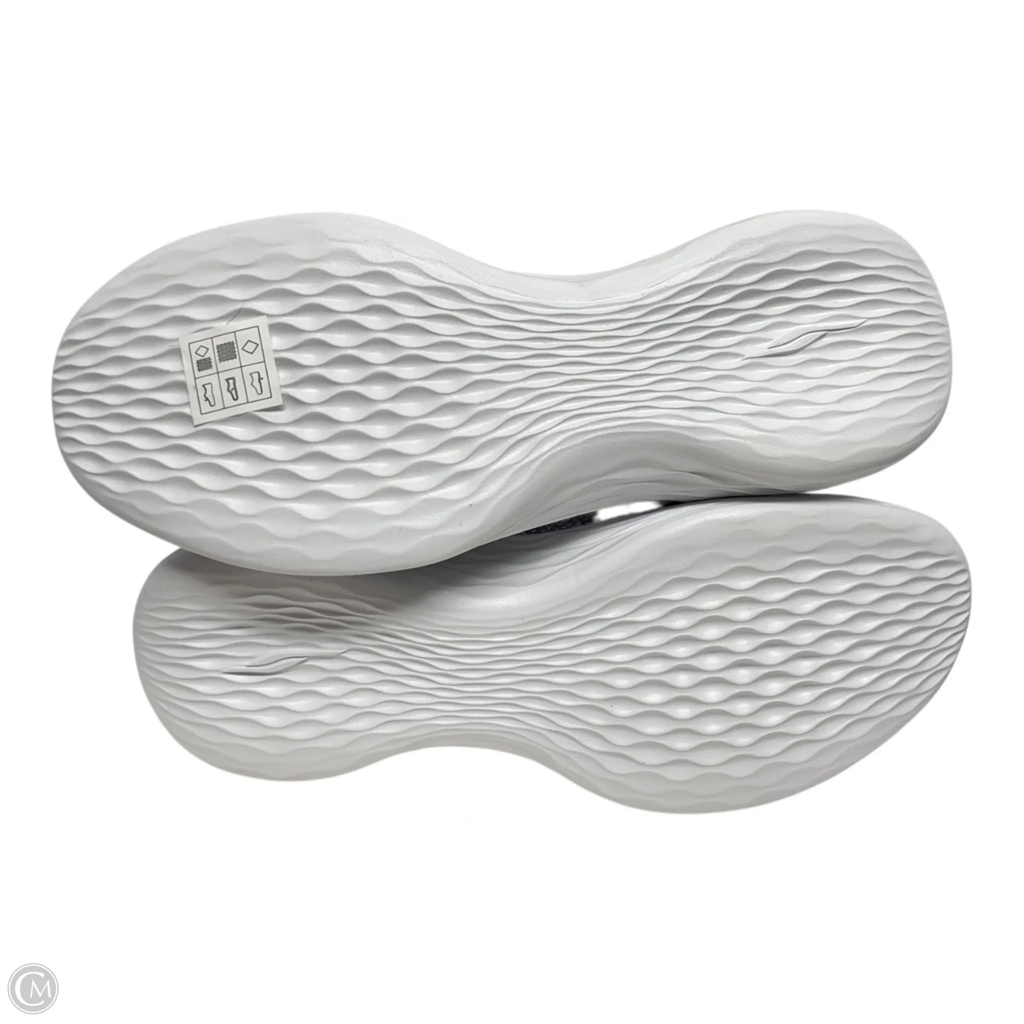 Shoes Sneakers By Skechers In Grey, Size: 7.5