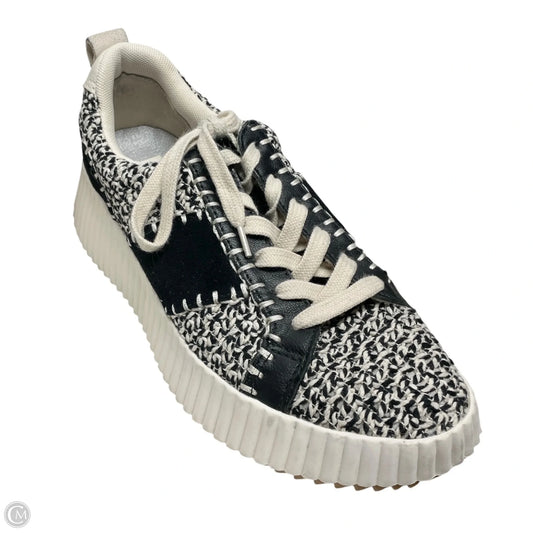 Shoes Sneakers By Dolce Vita In Black & White, Size: 8