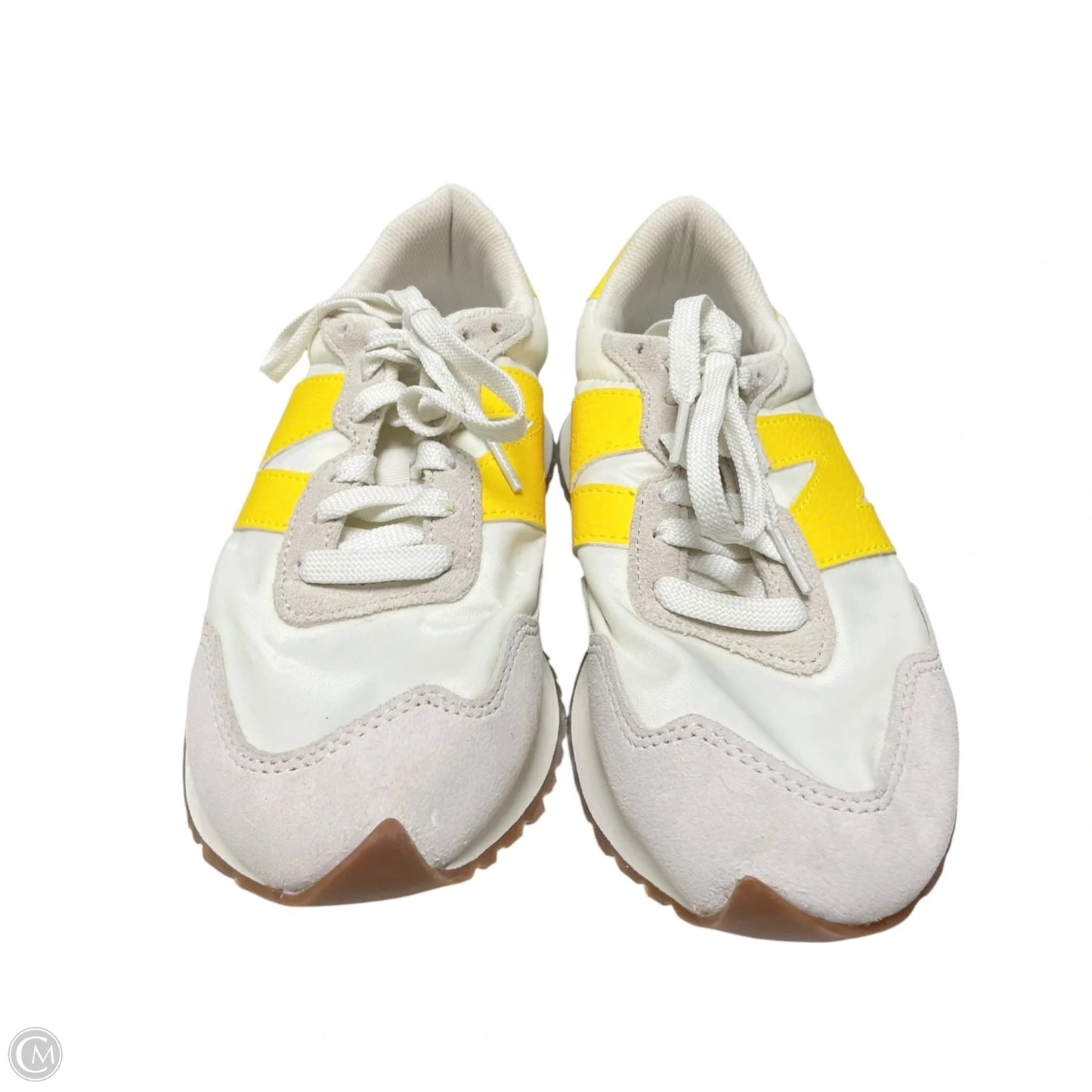 Shoes Athletic By New Balance In White & Yellow, Size: 8.5