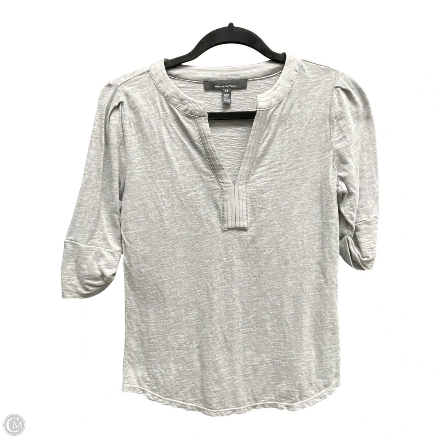 Top Short Sleeve By White House Black Market In Grey, Size: Xs