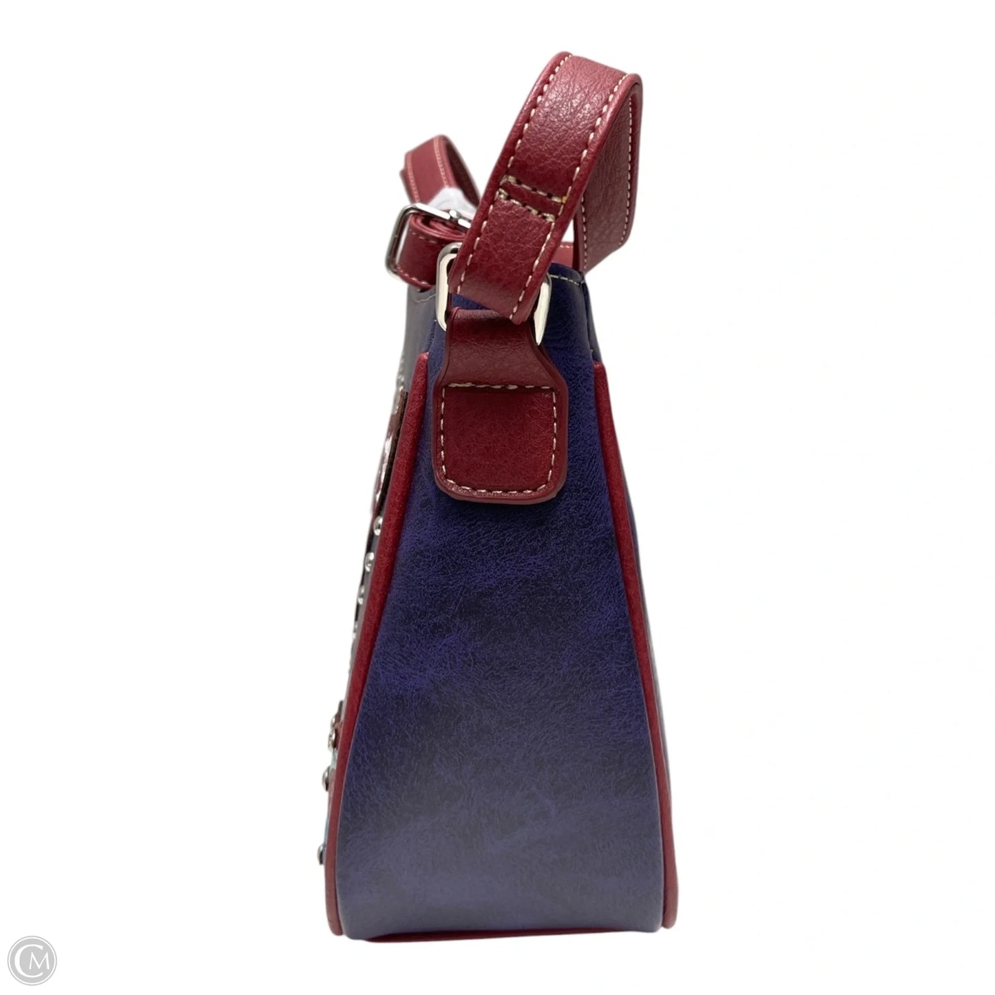 Crossbody By Clothes Mentor, Size: Medium