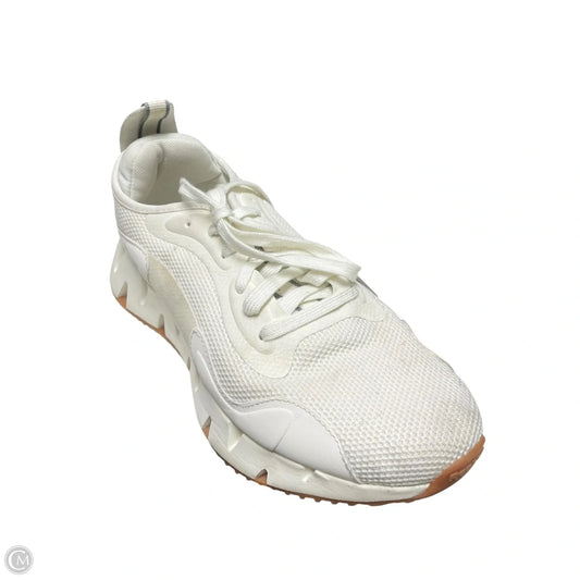 Shoes Sneakers By Reebok In Cream, Size: 9