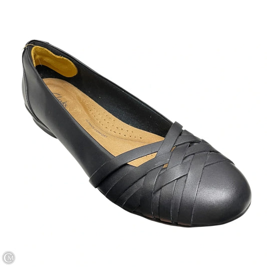 Shoes Flats By Clarks In Black, Size: 10