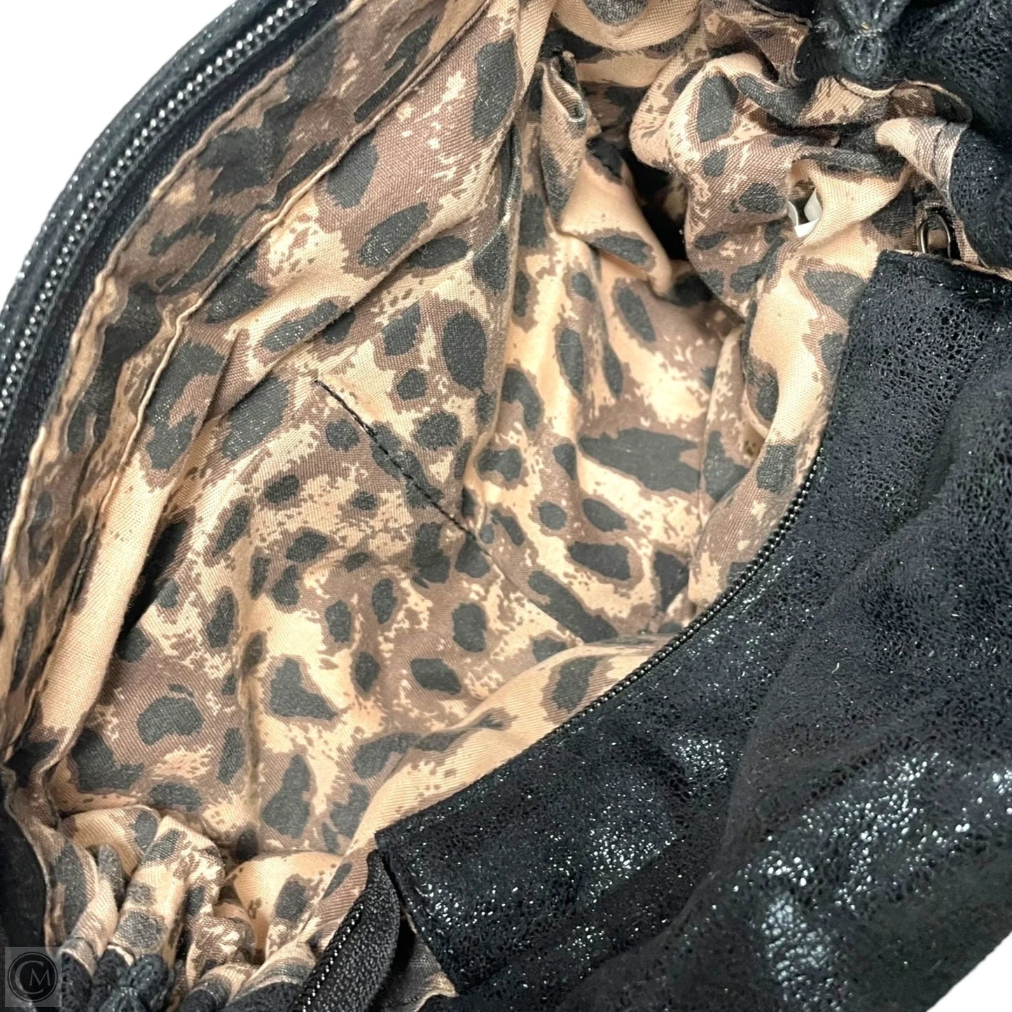 Crossbody By Clothes Mentor, Size: Medium