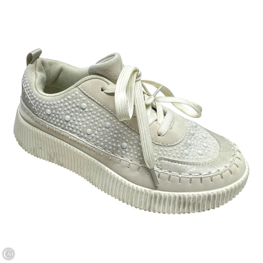Shoes Sneakers By Nicole Miller In Ivory, Size: 7.5