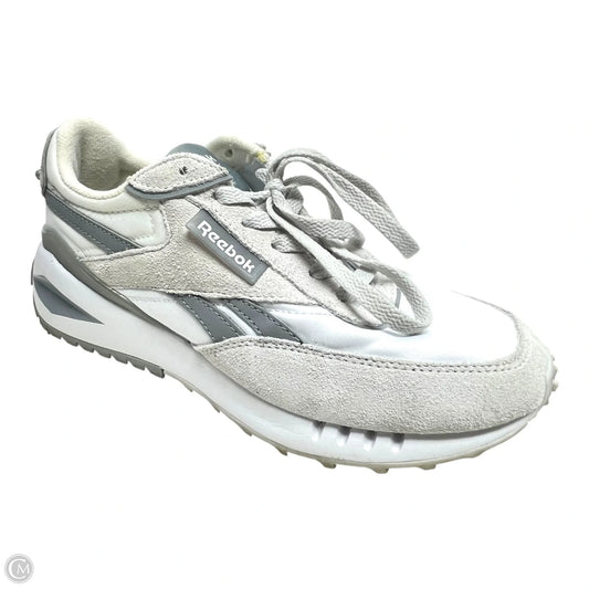 Shoes Sneakers By Reebok In Grey & White, Size: 7