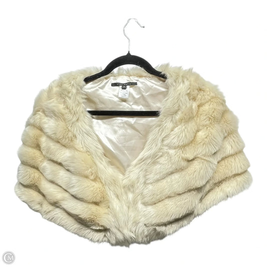 Shawl By Alex Marie In Cream, Size: S