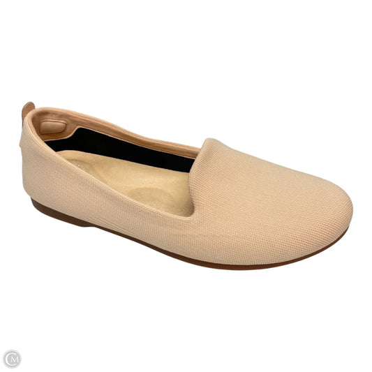 Shoes Flats By VESSI In Peach, Size: 11