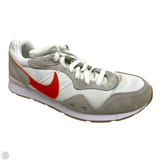Shoes Athletic By Nike In Grey & White, Size: 10