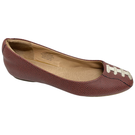 Shoes Flats By Clothes Mentor In Red & White, Size: 6