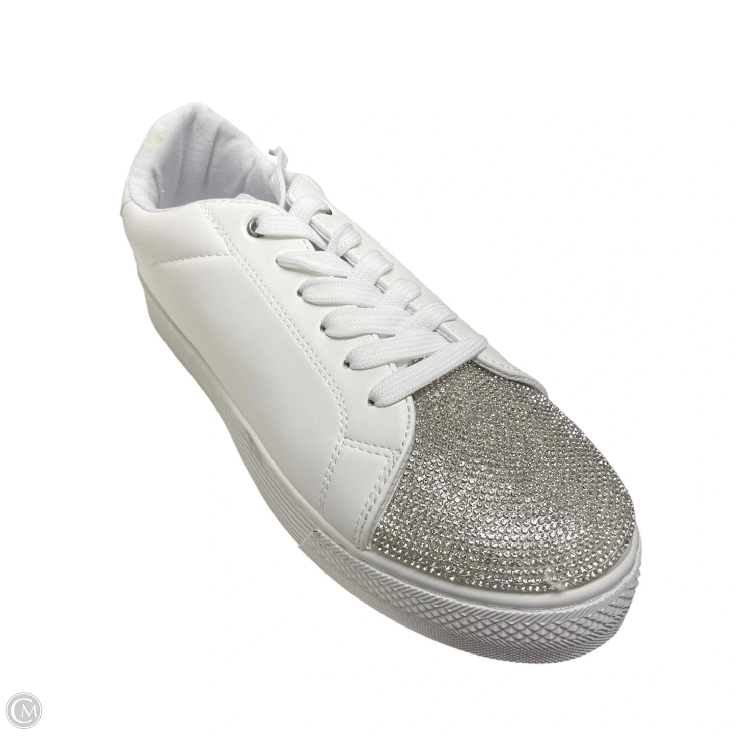 Shoes Sneakers By Qupid In Silver & White, Size: 10