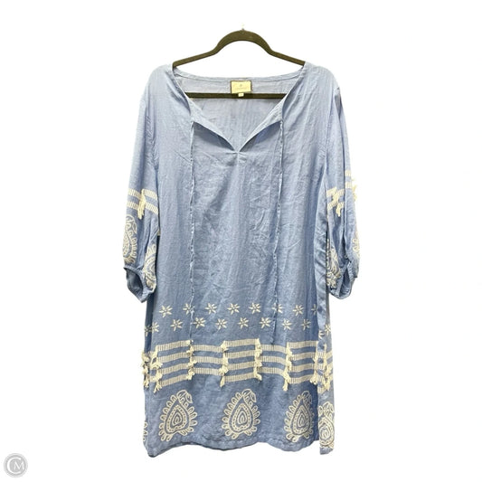 Dress Casual Short By Tuckernuck In Blue & White, Size: L