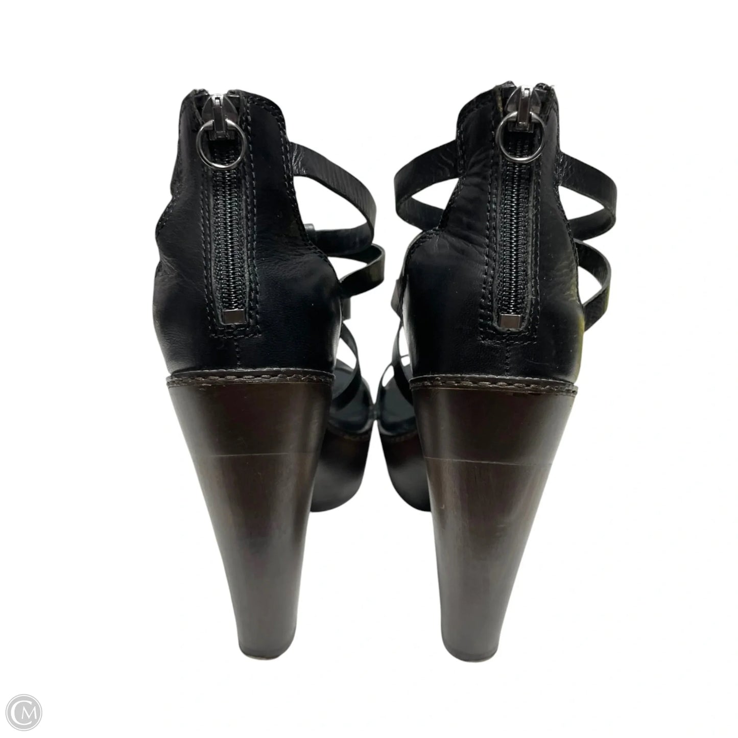 Shoes Designer By Ugg In Black & Brown, Size: 7