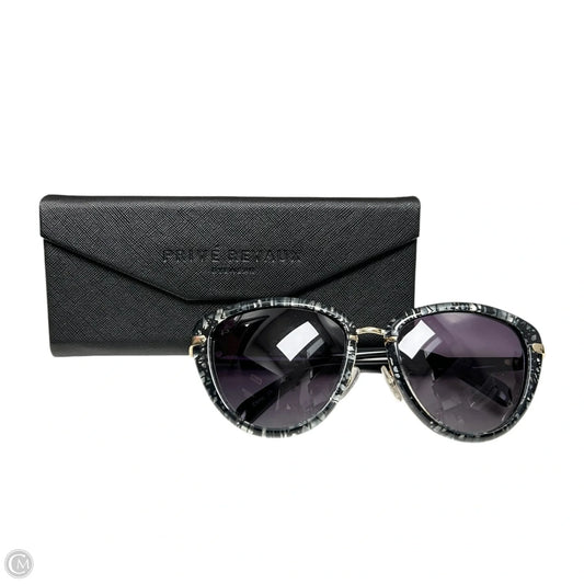Sunglasses By PRIVE REVAUX, Size: