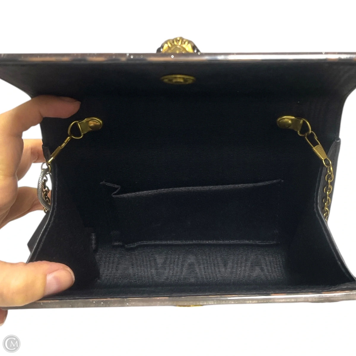 Clutch Designer By Kurt Geiger, Size: Medium