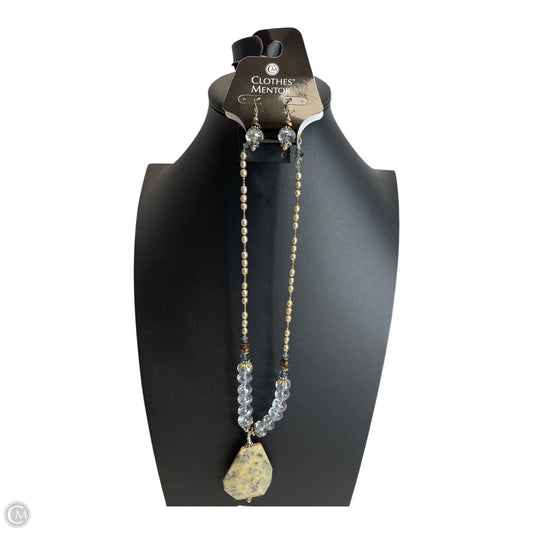 Necklace Set By Clothes Mentor, Size: 02 Piece Set