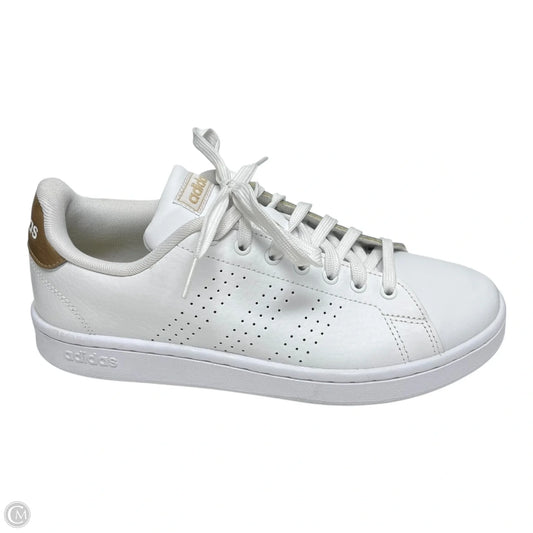 Shoes Sneakers By Adidas In White, Size: 9