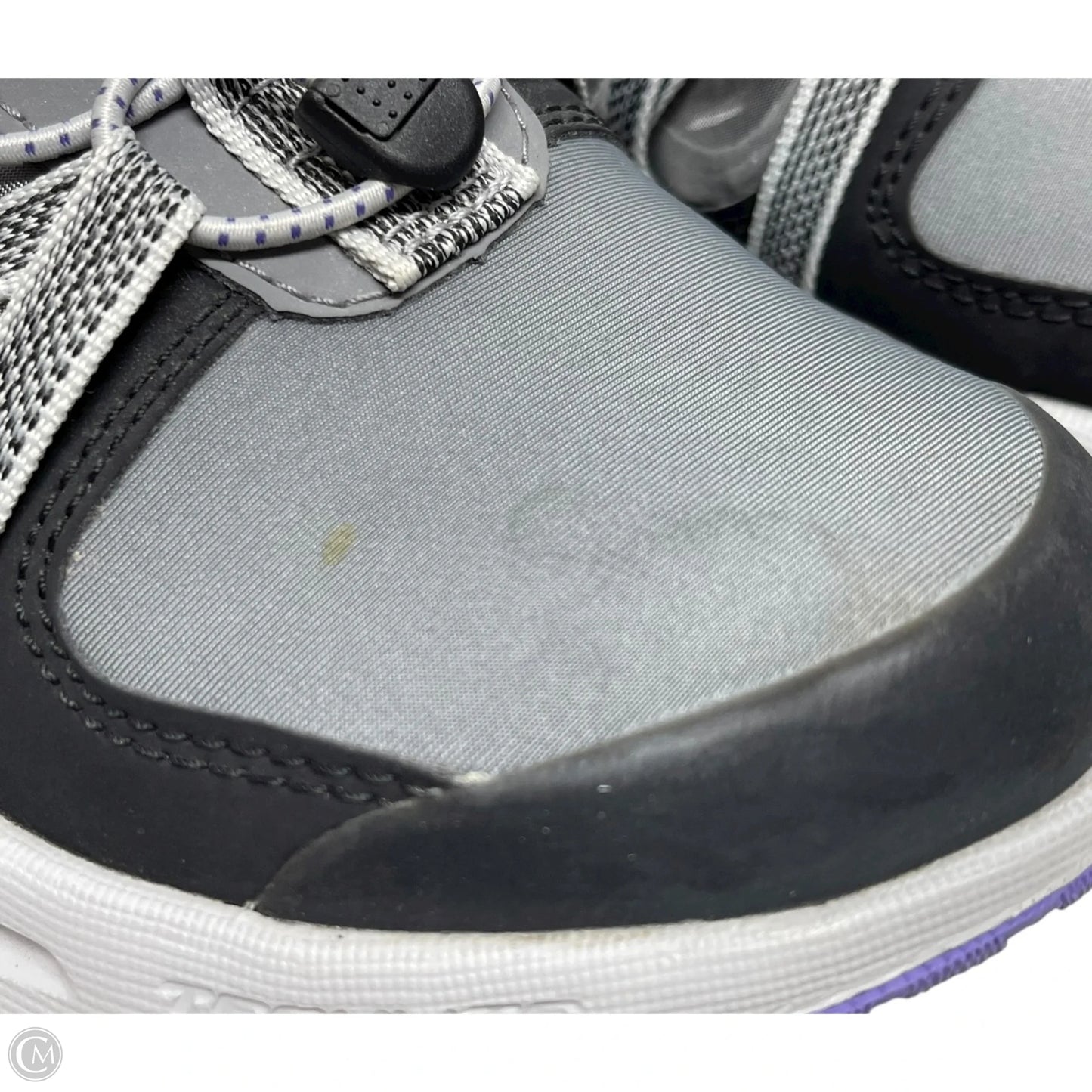 Shoes Sneakers By Columbia In Black & White, Size: 9.5