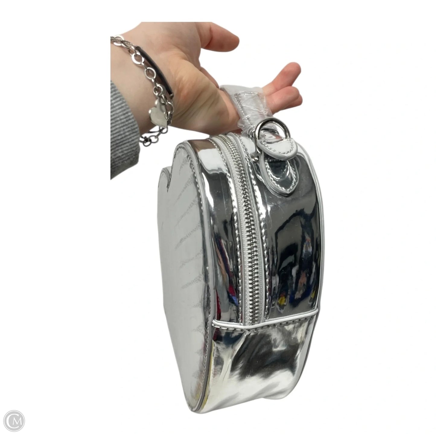 Crossbody By lola mae , Size: Small