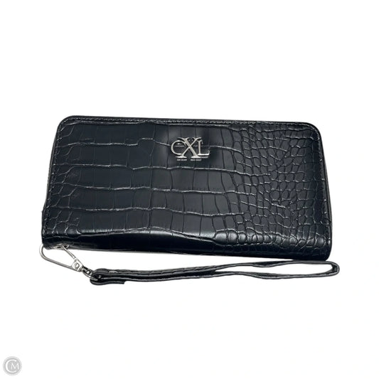 Wristlet By Clothes Mentor, Size: Medium