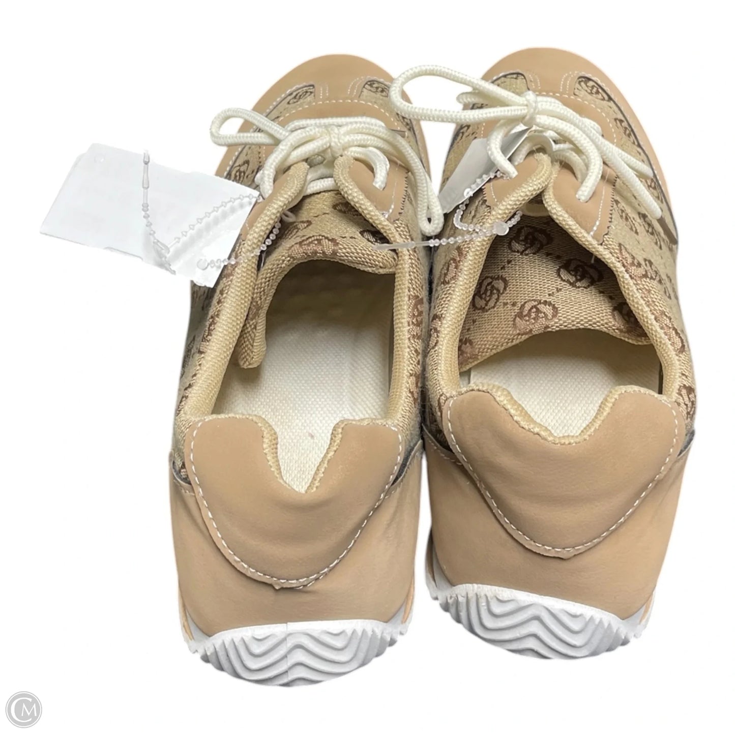 Shoes Sneakers By Clothes Mentor In Tan, Size: 10.5