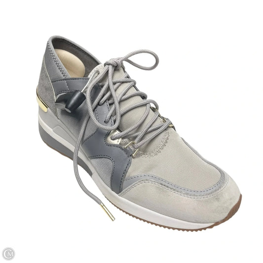 Shoes Designer By Michael Kors In Grey, Size: 9
