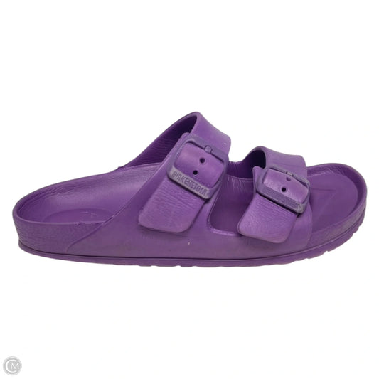 Sandals Flats By Birkenstock In Purple, Size: 5.5