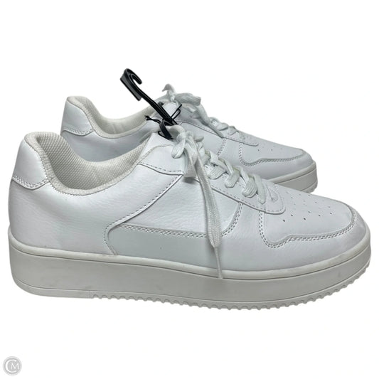 Shoes Sneakers By No Boundaries In White, Size: 10