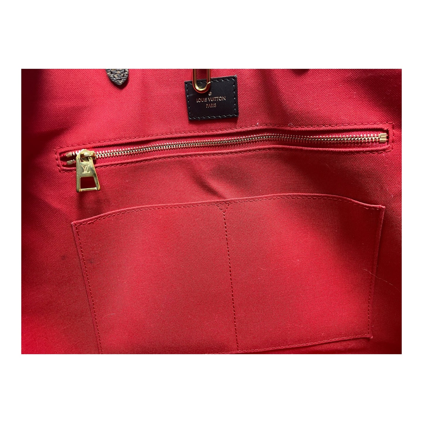 Handbag Luxury Designer By Louis Vuitton, Size: Large