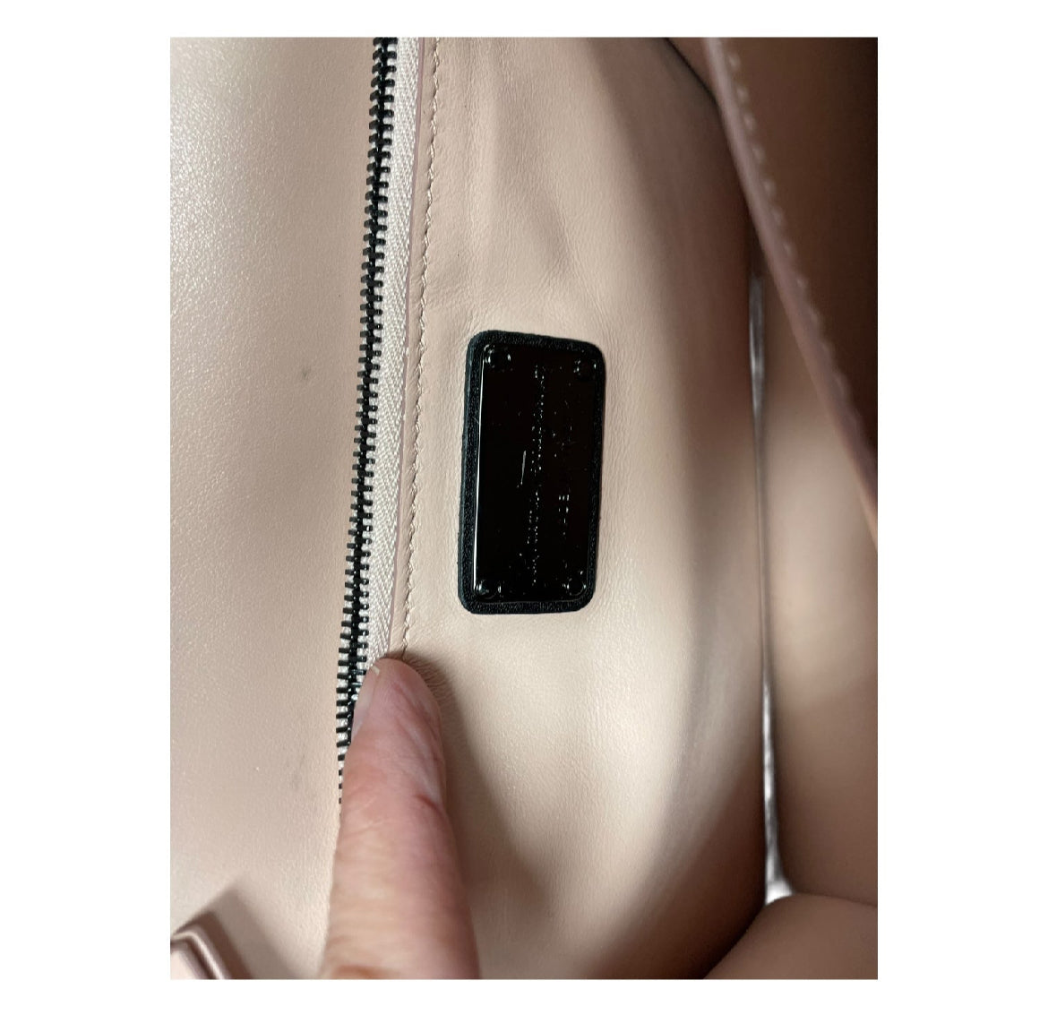 Handbag Luxury Designer By Ferragamo, Size: Medium