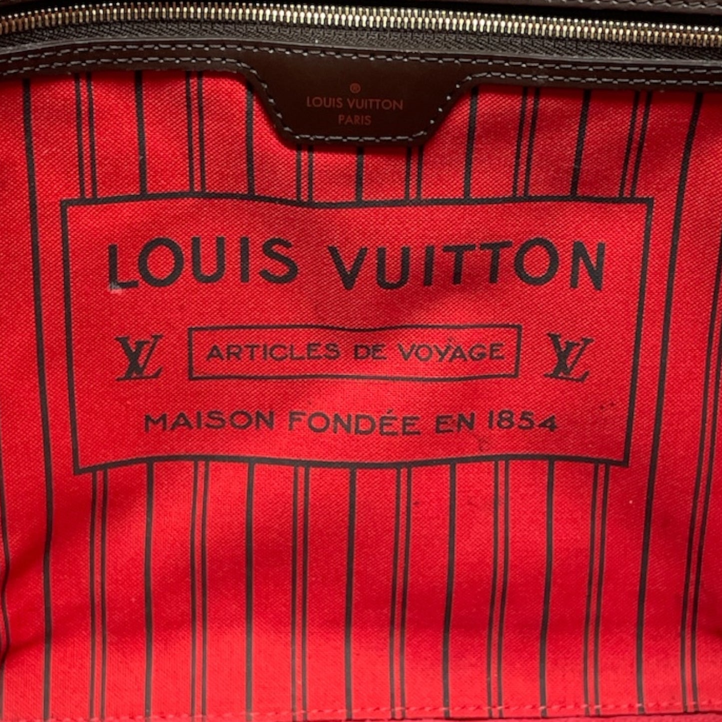 Tote Luxury Designer By Louis Vuitton, Size: Medium