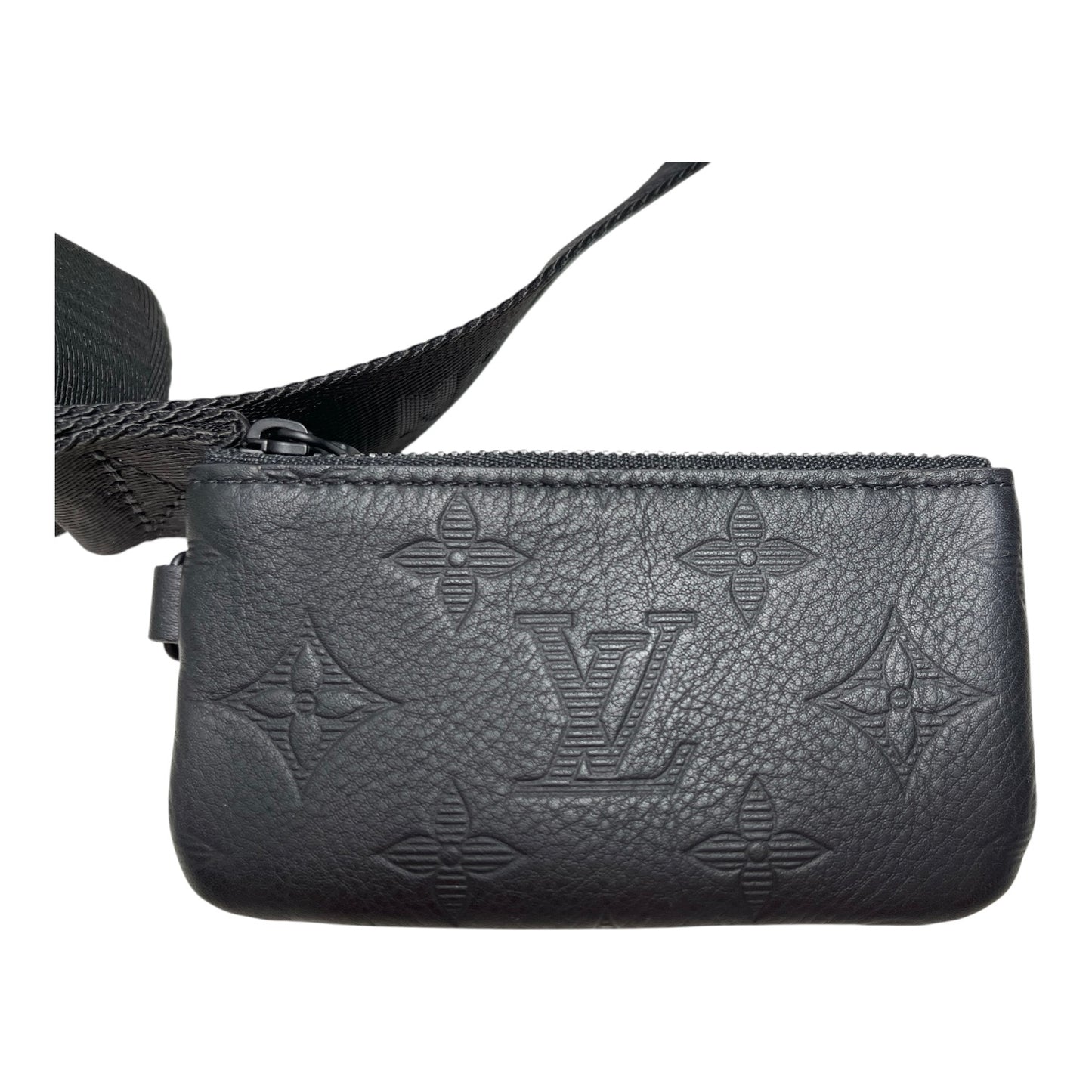 Crossbody Luxury Designer By Louis Vuitton, Size: Medium