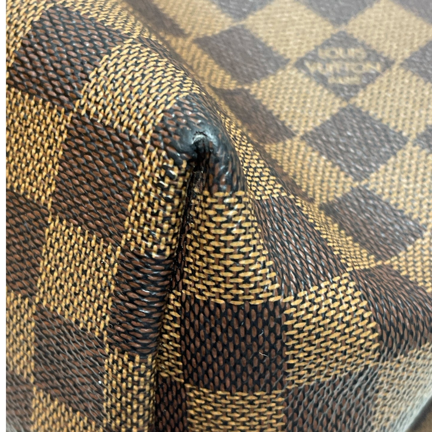 Handbag Luxury Designer By Louis Vuitton, Size: Large